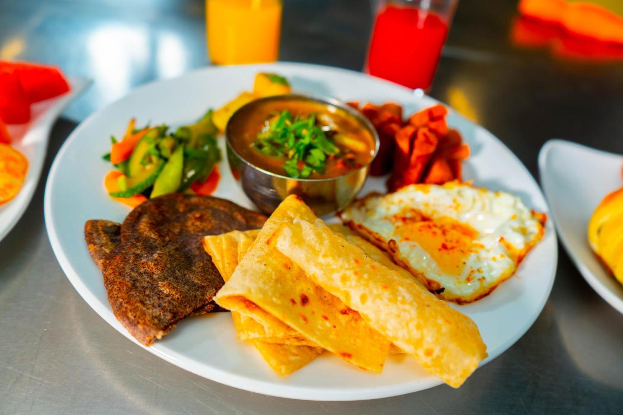 Teeka Resort Suites & Spa Pokhara Zewnętrze zdjęcie