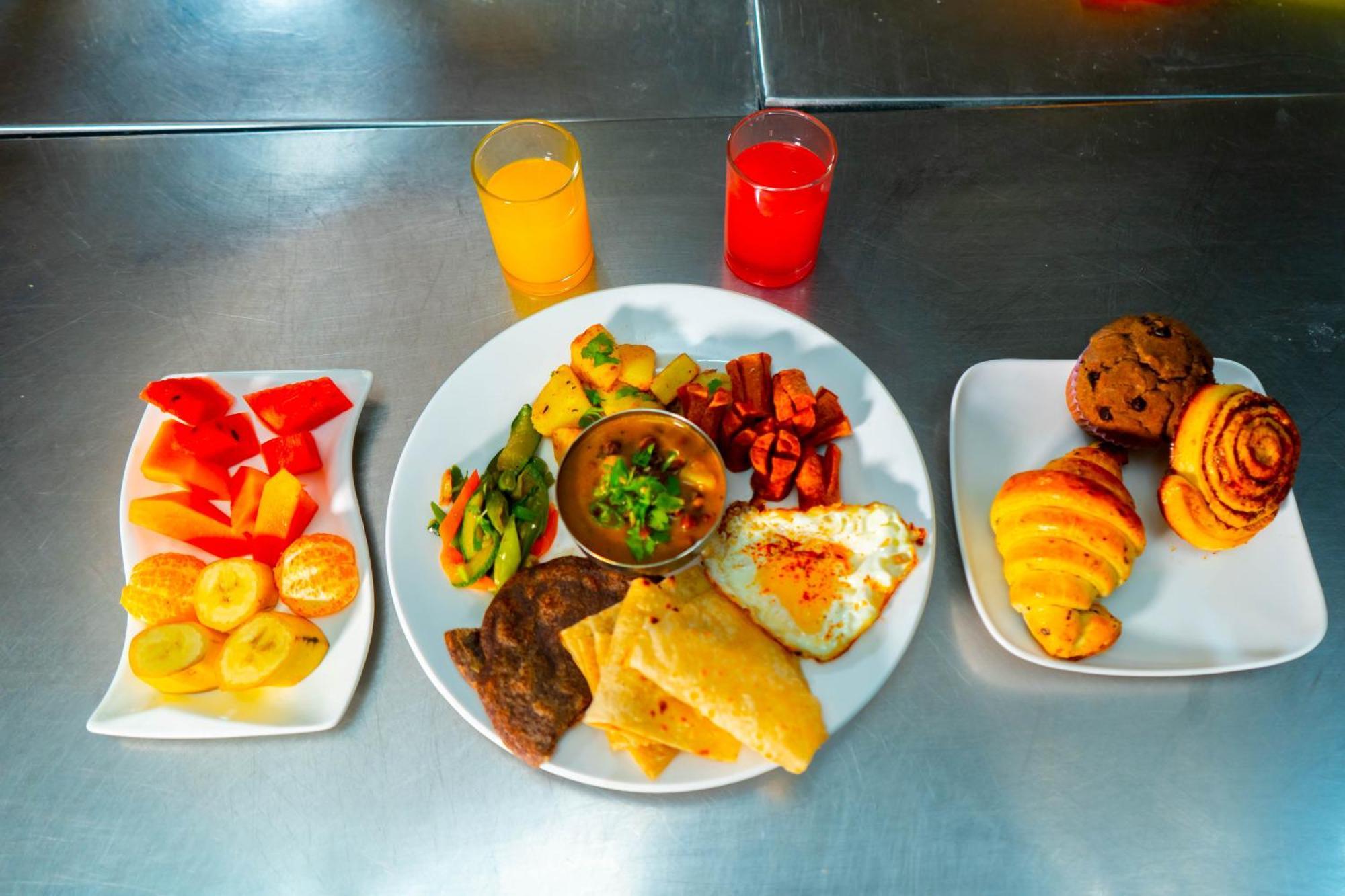 Teeka Resort Suites & Spa Pokhara Zewnętrze zdjęcie