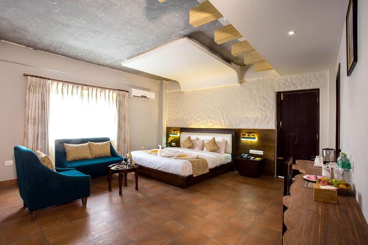 Teeka Resort Suites & Spa Pokhara Zewnętrze zdjęcie