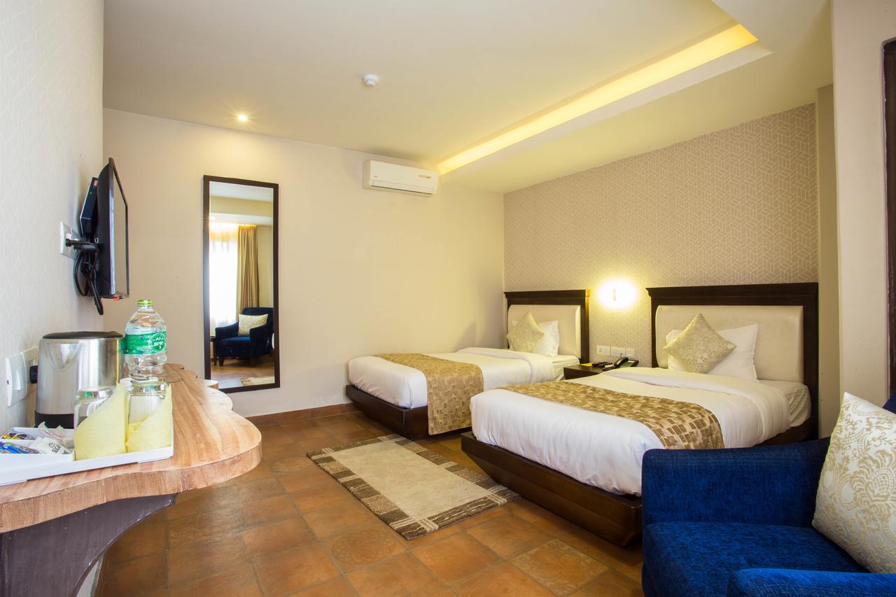 Teeka Resort Suites & Spa Pokhara Zewnętrze zdjęcie