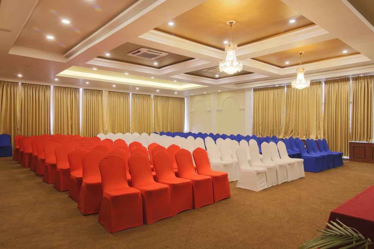 Teeka Resort Suites & Spa Pokhara Zewnętrze zdjęcie